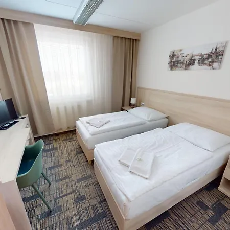 Volha Hostel *